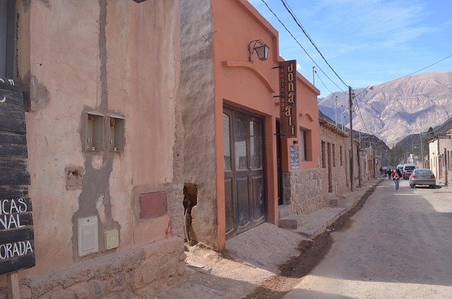 Descubre la Magia del Cerro 7 Colores 1